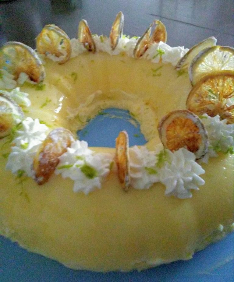 Bavarese al cocco e lime con lime confit