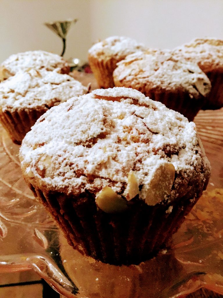 Muffins al cioccolato bianco e mandorle